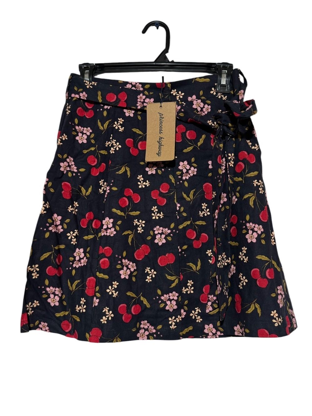 Princess Highway NWT Cherry Print Skirt Size 8 Summer Floral Novelty‎ Picnic